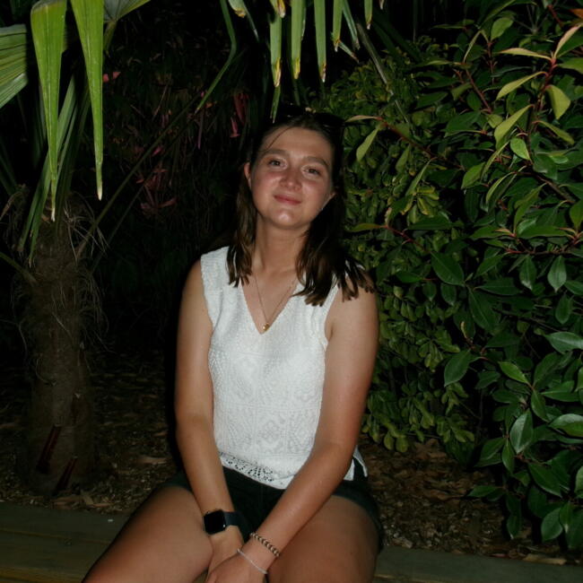 Babysitter in Bessay-sur-Allier: Sarah