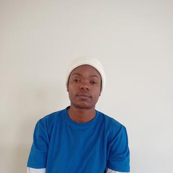 Babysitter Cape Town: Benhilda Violet