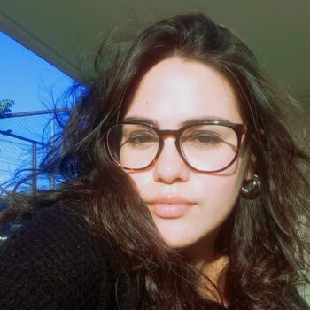 Babá Parnamirim: Yanne