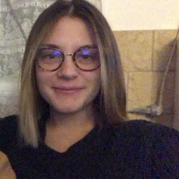 Baby-sitter in Nîmes: Antheane