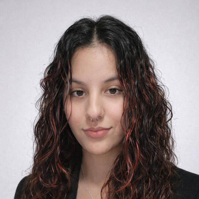 Babysitter in Seville: Naiala