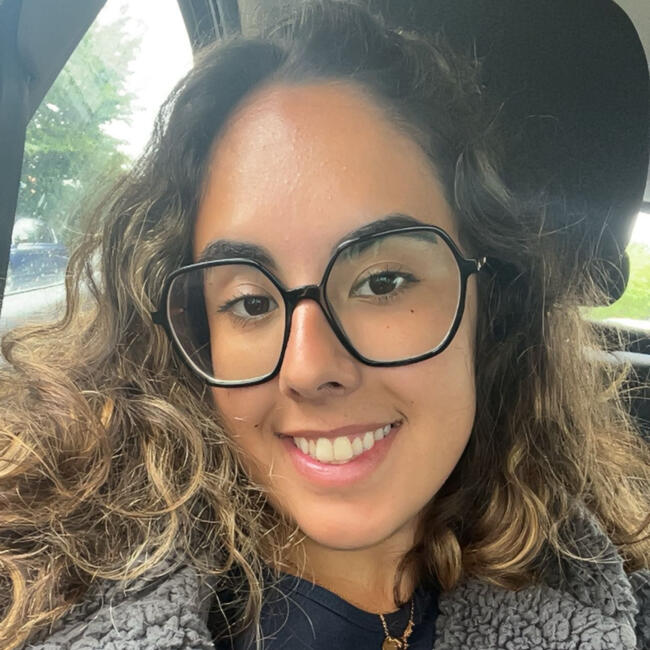 Babysitter in Chailly-en-Bière: Rachel