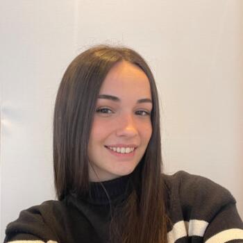 Babysitter Marbella: Laura