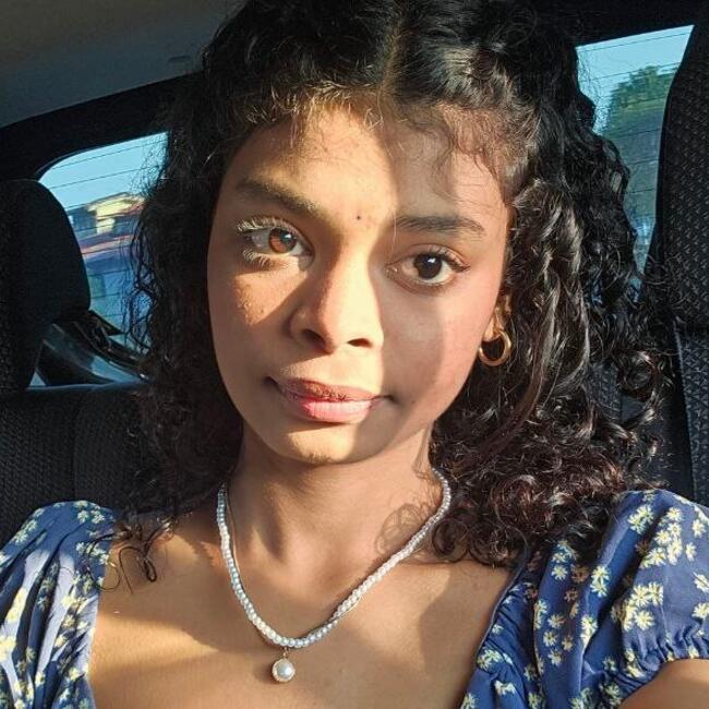 Pengasuh di Selama: Mathi