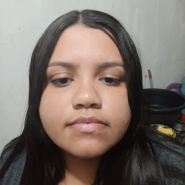 Babysitter in Fortaleza: Julia