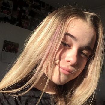Babysitter in Rangiora: Monique