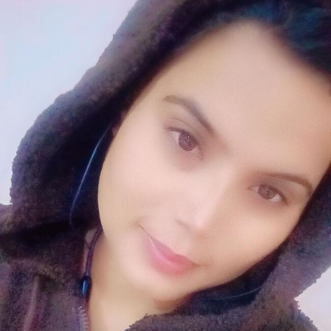 جليسة أطفال في Jazīrat Abū Z̧aby: Karamjit