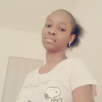 Babysitter in Doornik: GLORIA AUDREY