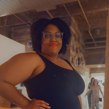 Babysitter in Des Plaines: Amber