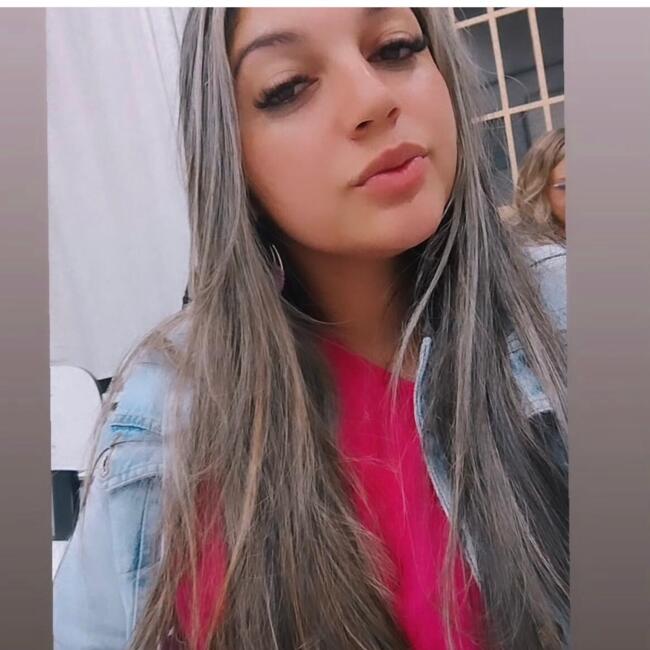 Babysitter in Poços de Caldas: Joyce