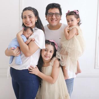 Babysitting job in San Lorenzo: babysitting job Arami