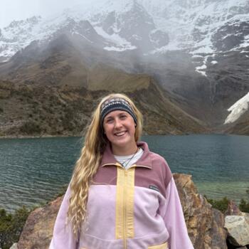 Babysitter in Hastings: Bella