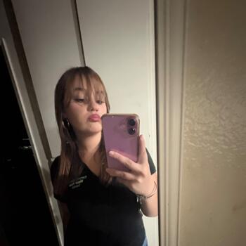 Babysitter in Moreno Valley: Camila