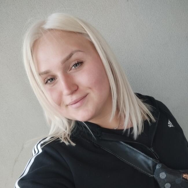 Babysitter στην περιοχή Αθήνα: Σοφία Μουρζενκοβα