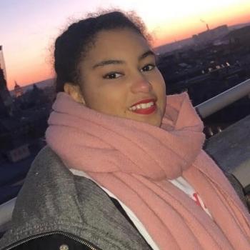 Babysitter Luxembourg: Karelle