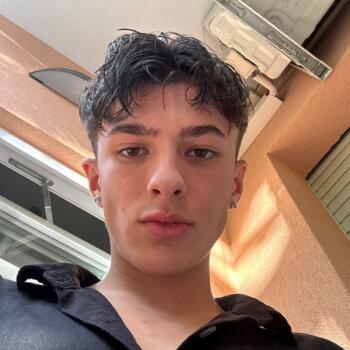 Babysitter a Busto Garolfo: Andrea