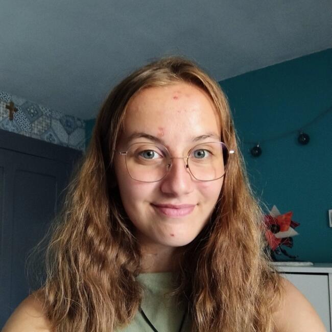 Babysitter in Thaon-les-Vosges: Maeline