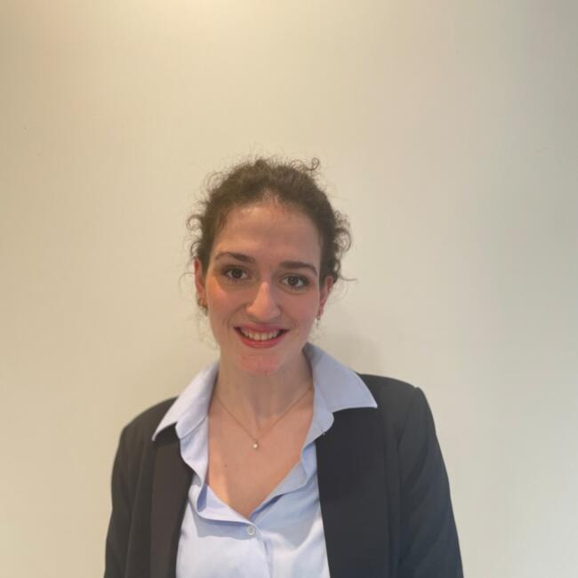 Babysitter in Aix-en-Provence: Lou