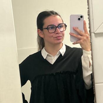 Babysitter Marguerittes: Léanne