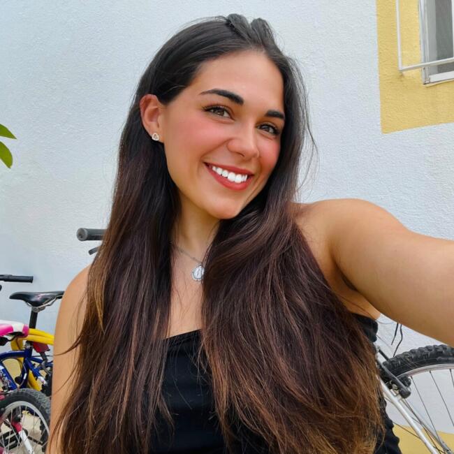 Babysitter em Sintra: Inês