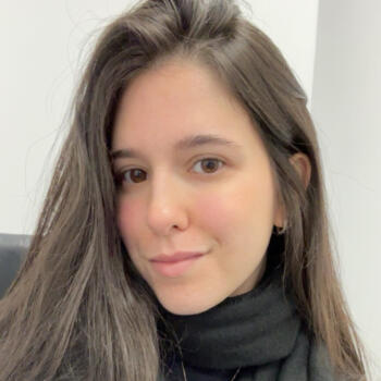 Babysitter in Lisbon: Letícia