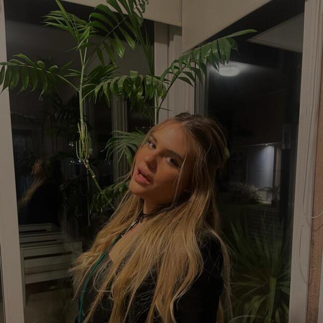 Babysitter in Funes: Agustina