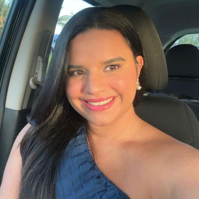 Babysitter in Carolina: Julianna