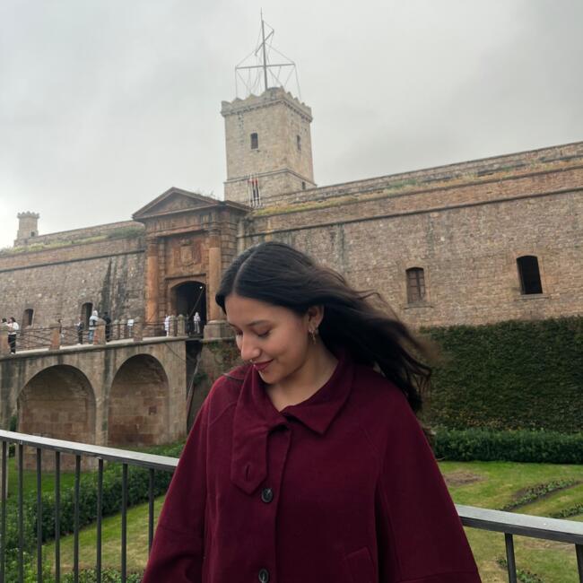 Babysitter in Bellaterra: Adriana