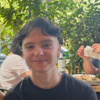 Babysitter in Levallois-Perret: Oscar