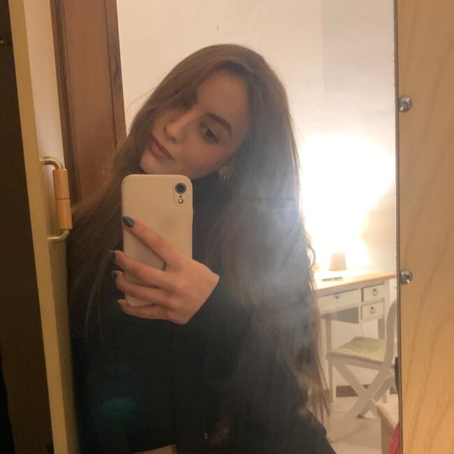 Babysitter in Perugia: Asia