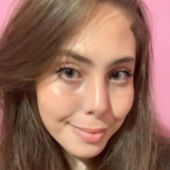 Babysitter in Salouël: Célia