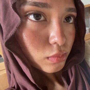 Babysitter in Härnösand: Ruzwina