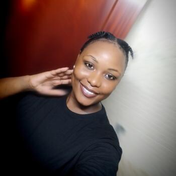 جليسة أطفال في دبي: Thimba