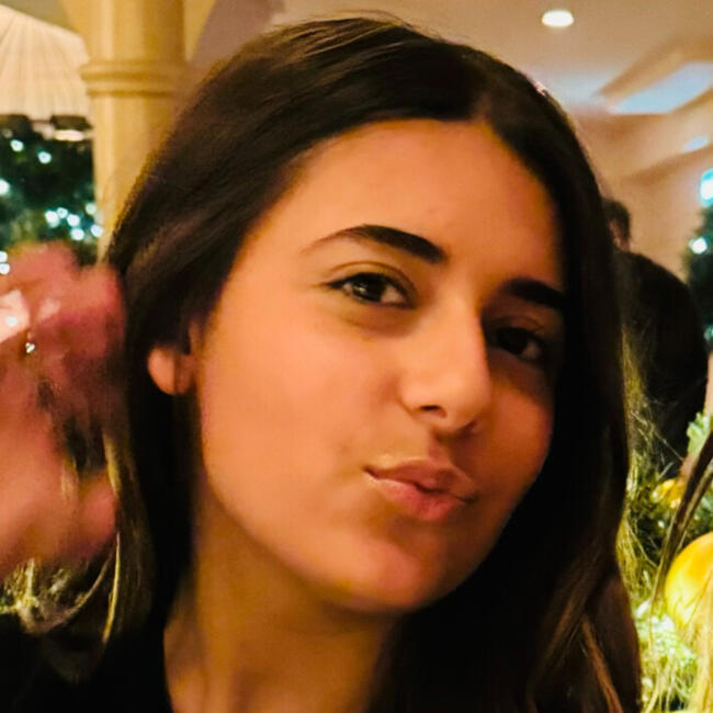 Babysitter in Sainte-Maxime: Carla