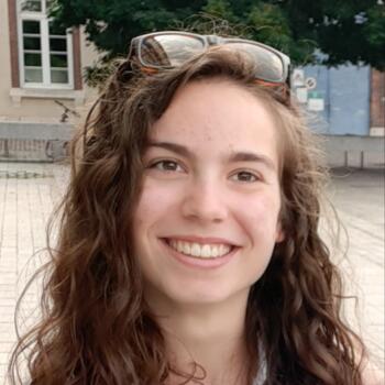 Babysitter Nancy: Noémie