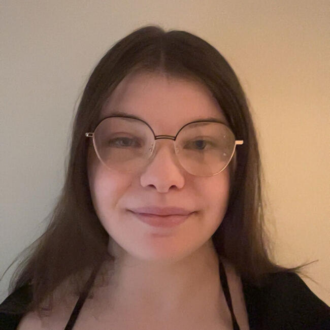 Babysitter in Merlebach: Camille