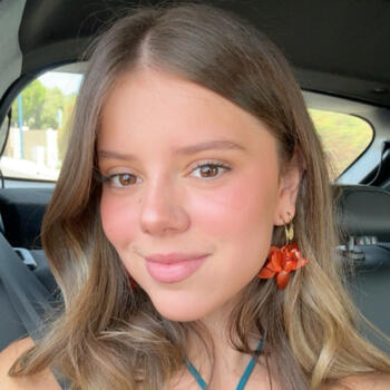 Nanny in Seville: Julia