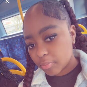 Babysitter in Milton Keynes: Kimaya