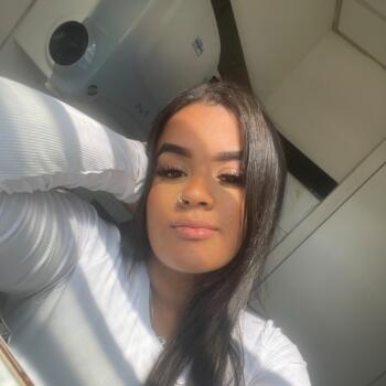 Babysitter in Belo Horizonte: Camila