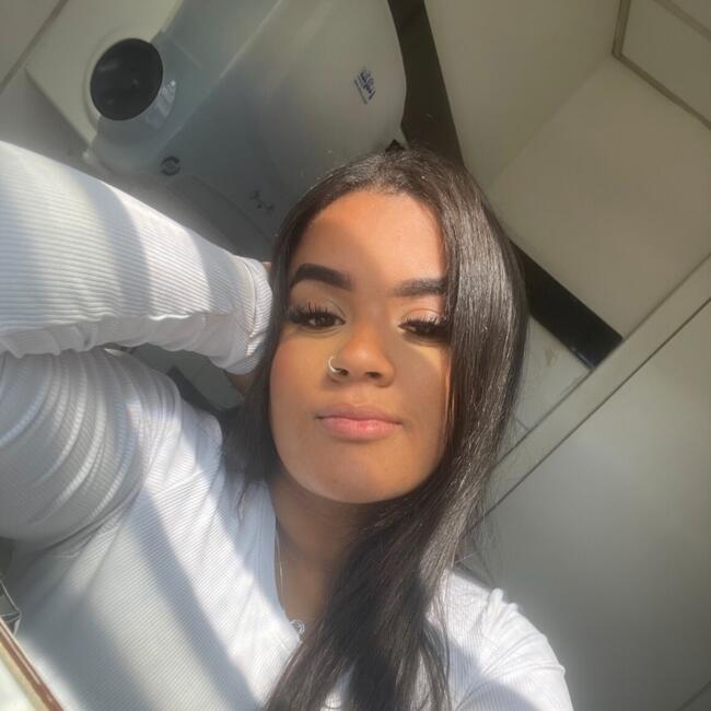 Babysitter in Belo Horizonte: Camila