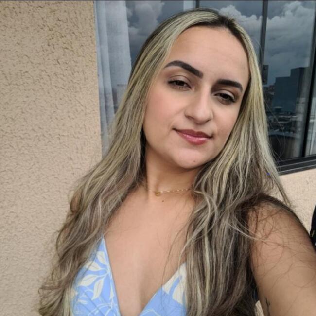 Babá em Brasília: Emily