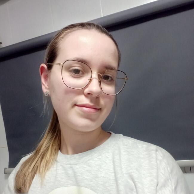 Nanny in Elche: Miriam