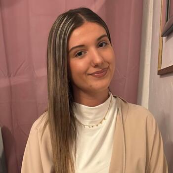 Babysitter Férolles: Léane