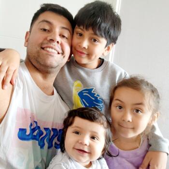 Δουλειά για babysitter στην περιοχή Coquimbo: δουλειά φύλαξης παιδιών Jorge