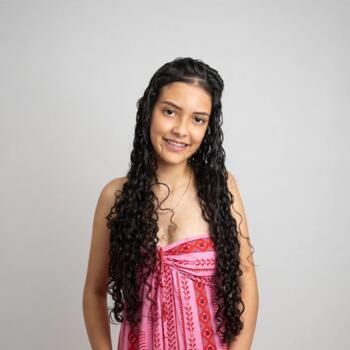 Babysitter in Contagem: Anna Clara