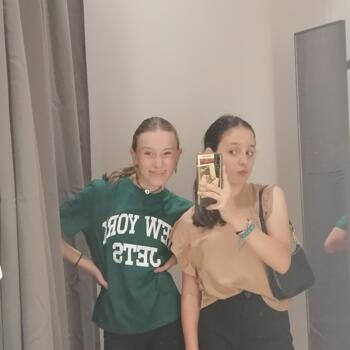 Babysitter in Tournai: Coline