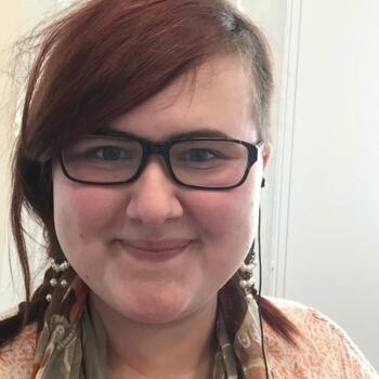 Babysitter in Calgary: Ève