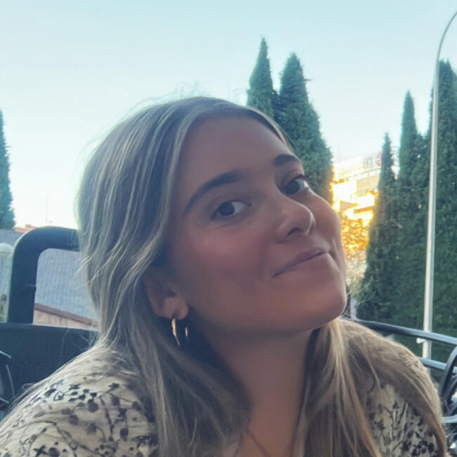 Babysitter in Madrid: Lola