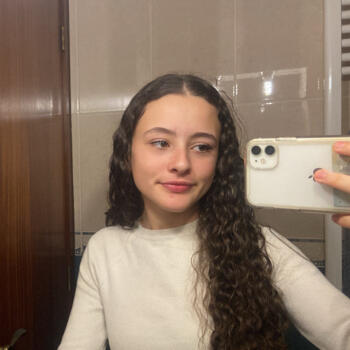 Babysitter Amarante: Luana