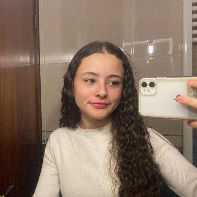 Babysitter in Amarante: Luana